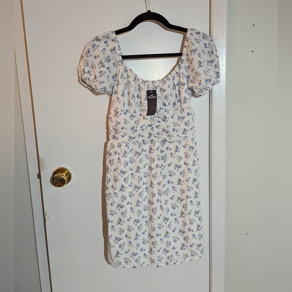 Hollister Sweetheart Babydoll Dress - Picture 4 of 7